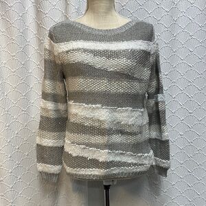 Ruby Rd. Size large petite Gray & white textured Sweater sequins shimmer Holiday